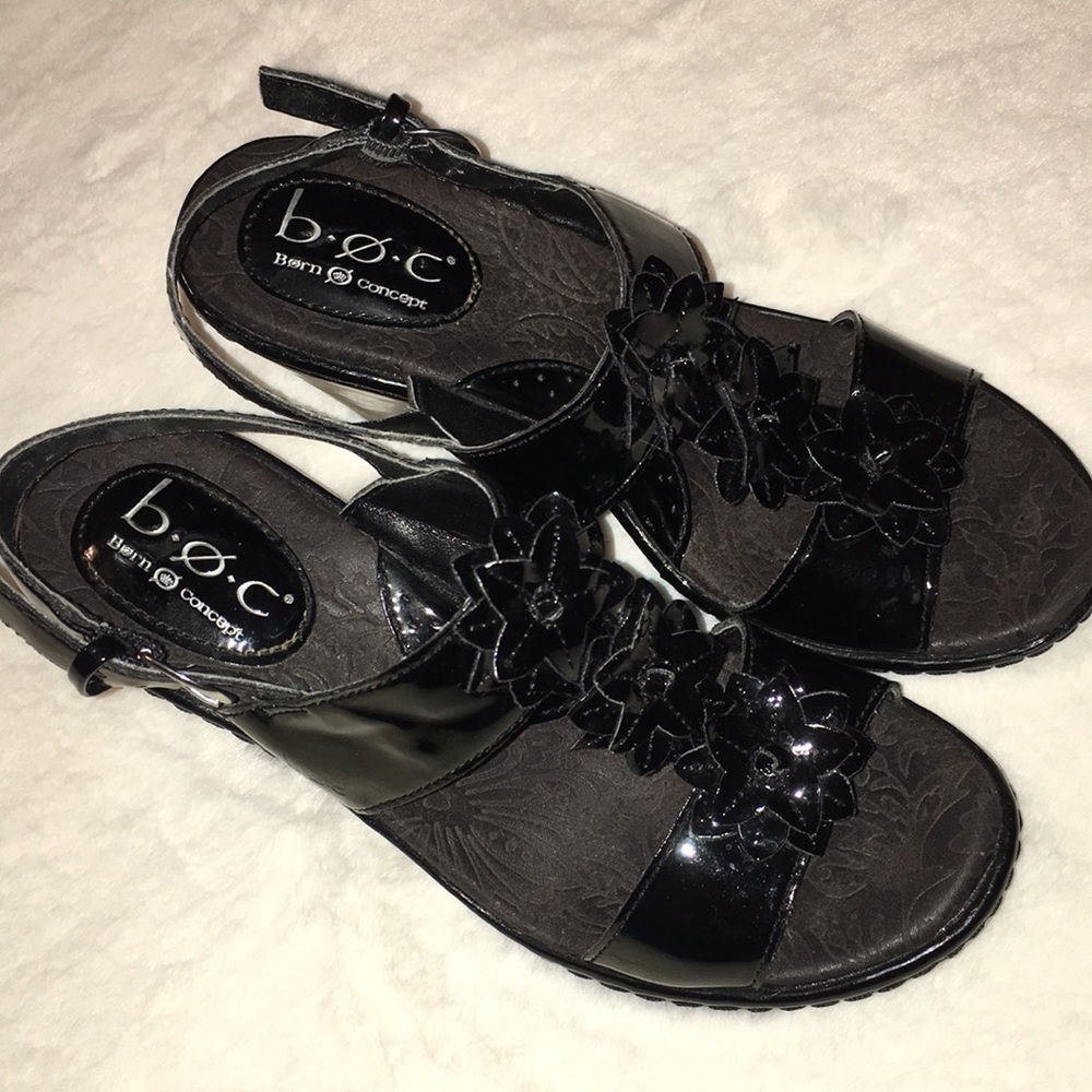 B.O.C Black Wedges EC Sz 6
